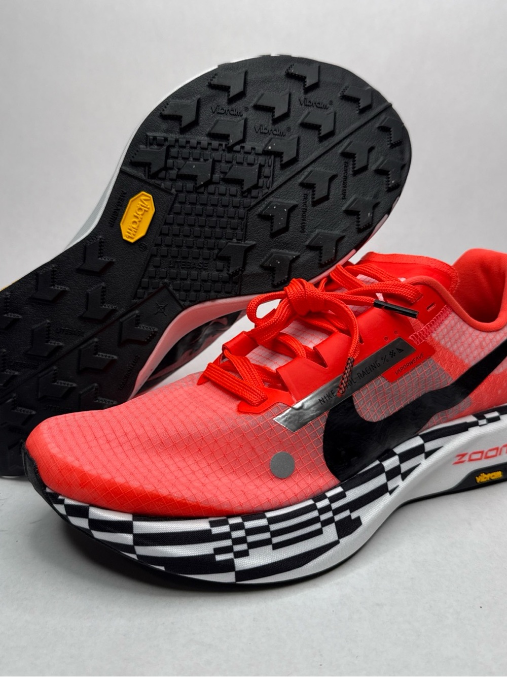 Nike ZoomX Ultrafly Trail Bright Crimson Red Black White Size 9.5 DX1978-600